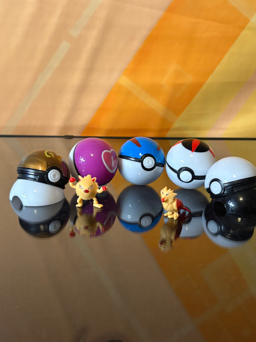 2” Poké Ball-Style Mystery Capsule with Mini Character Figure – Random Selection