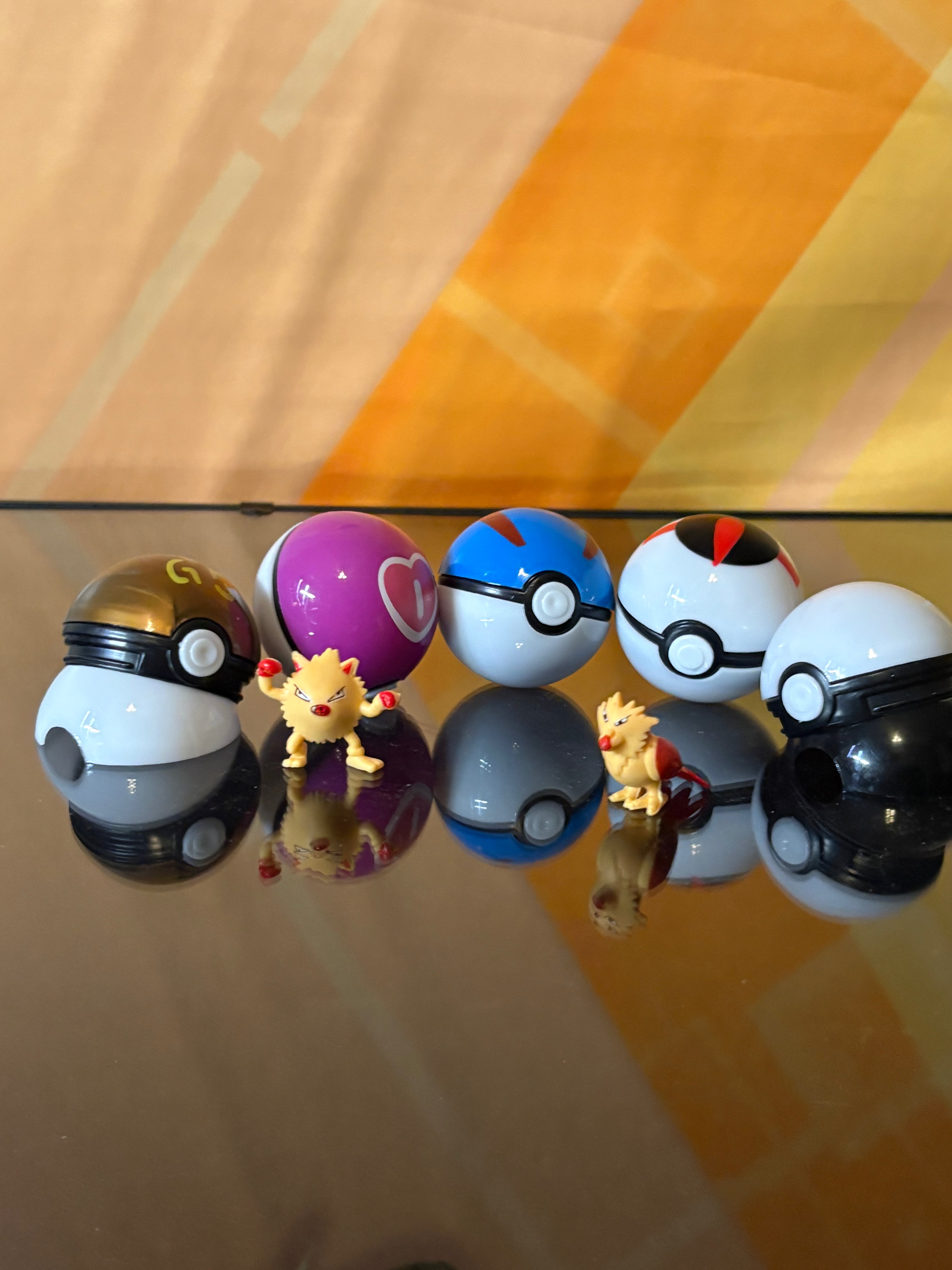 2” Poké Ball-Style Mystery Capsule with Mini Character Figure – Random Selection